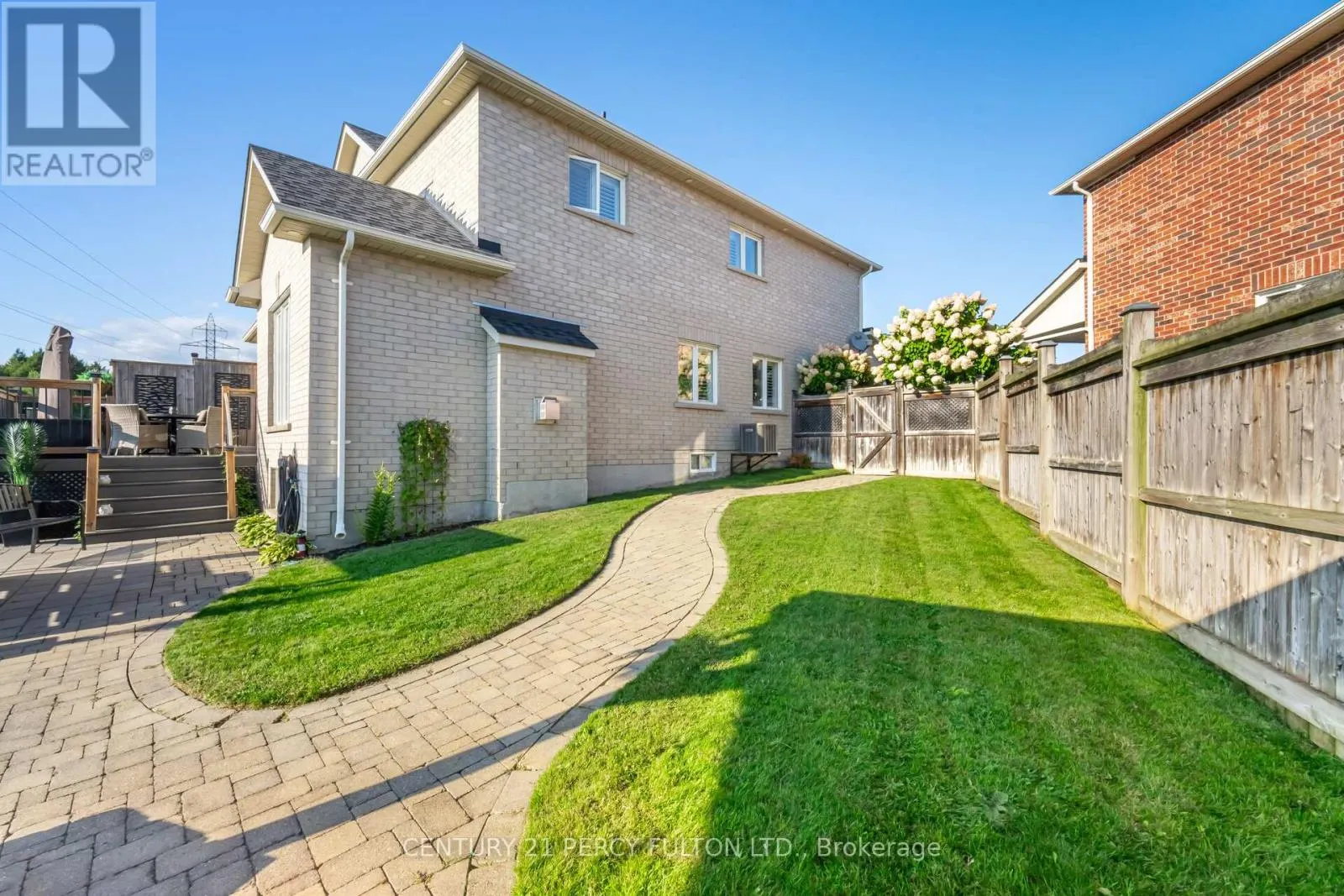 50 COTTAGE CRESCENT