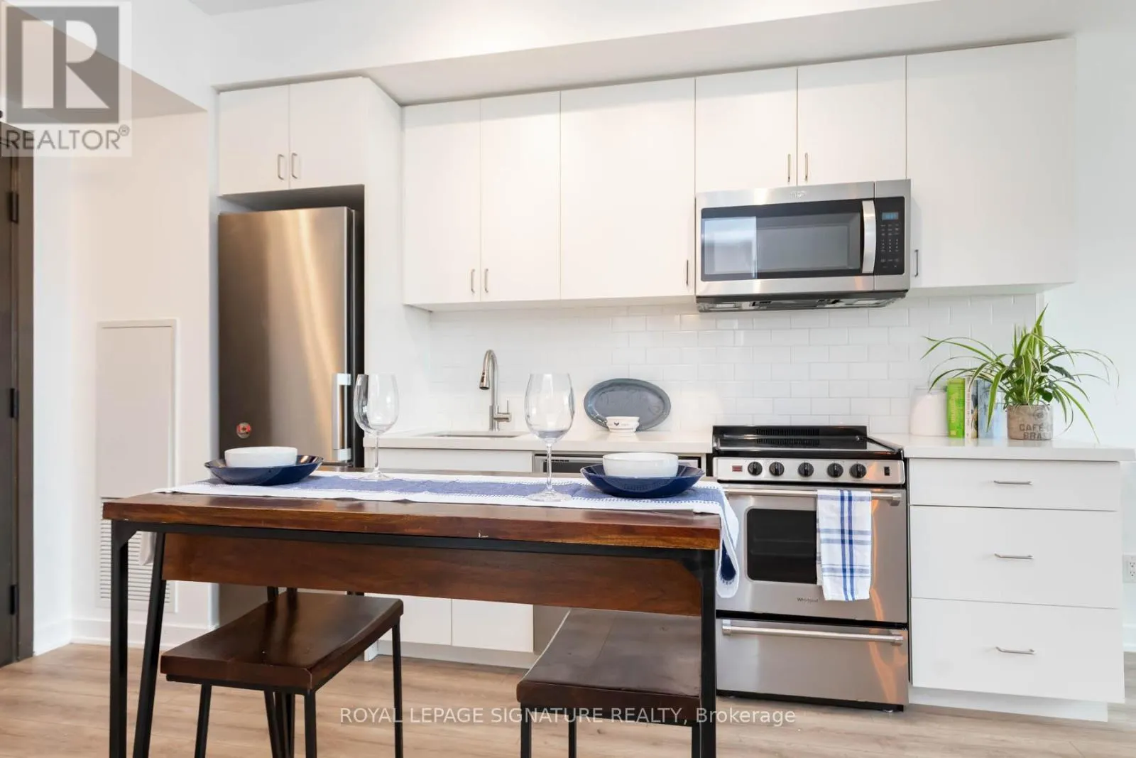 311 - 2799 KINGSTON ROAD