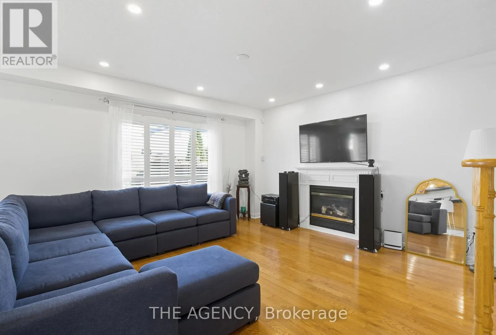 12 ROBERT ATTERSLEY DRIVE E