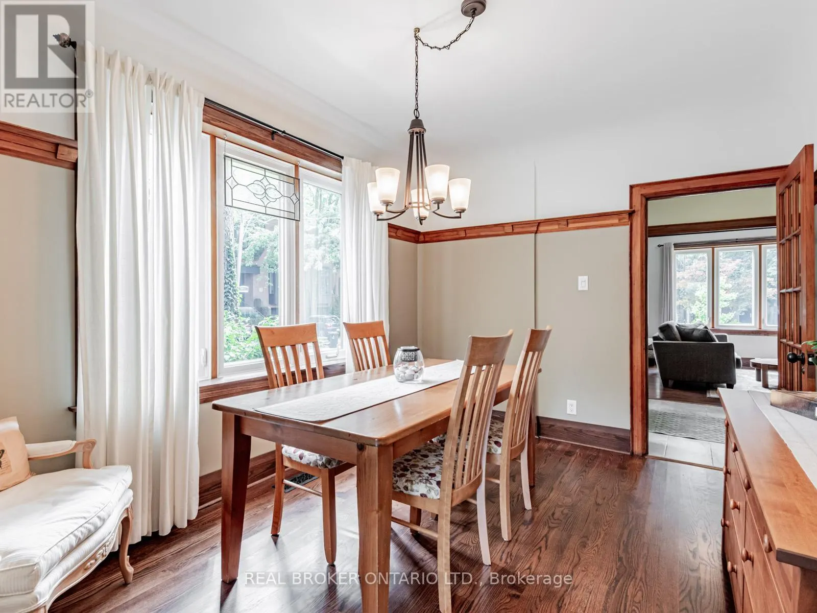 1 PHIN AVENUE