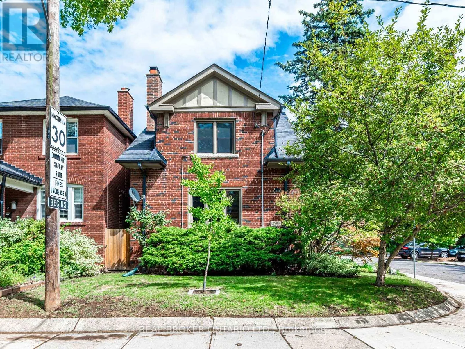 1 PHIN AVENUE