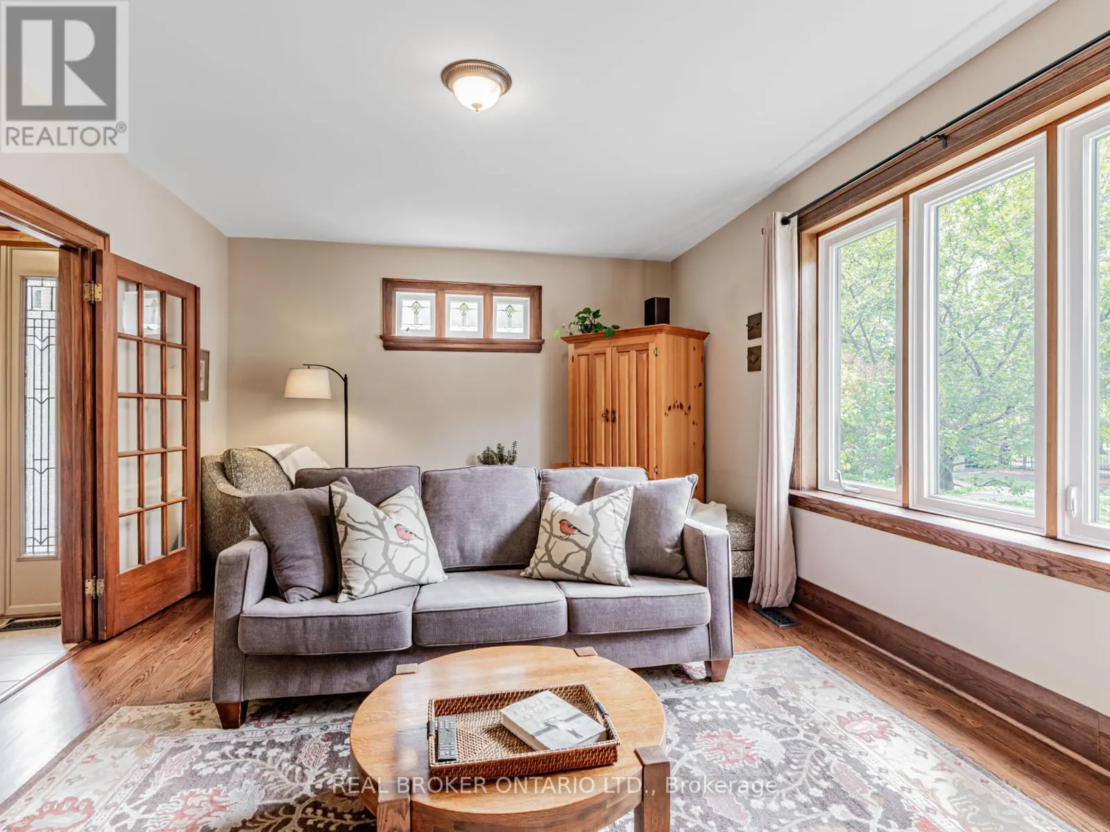 1 PHIN AVENUE