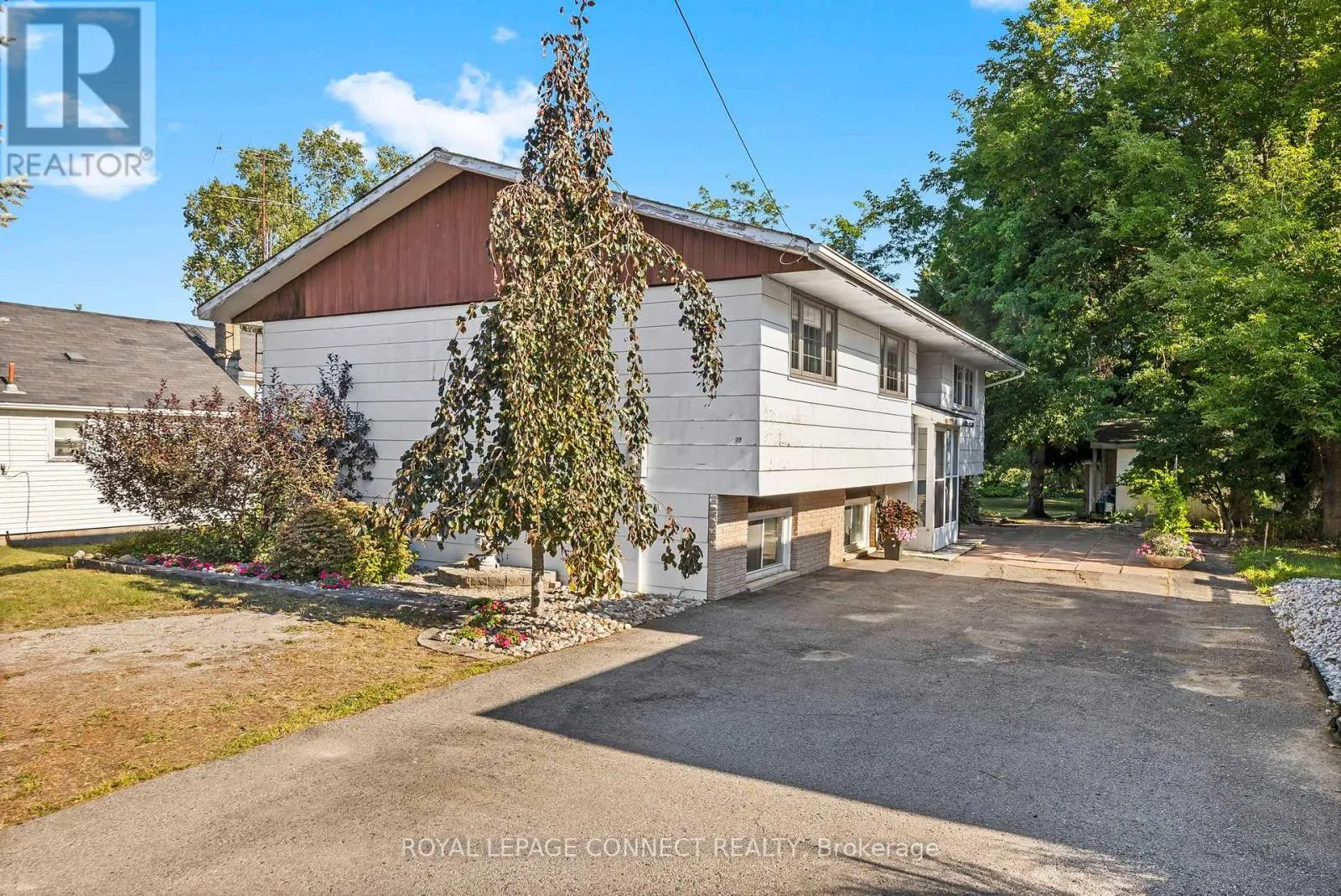 35 LAWSON ROAD