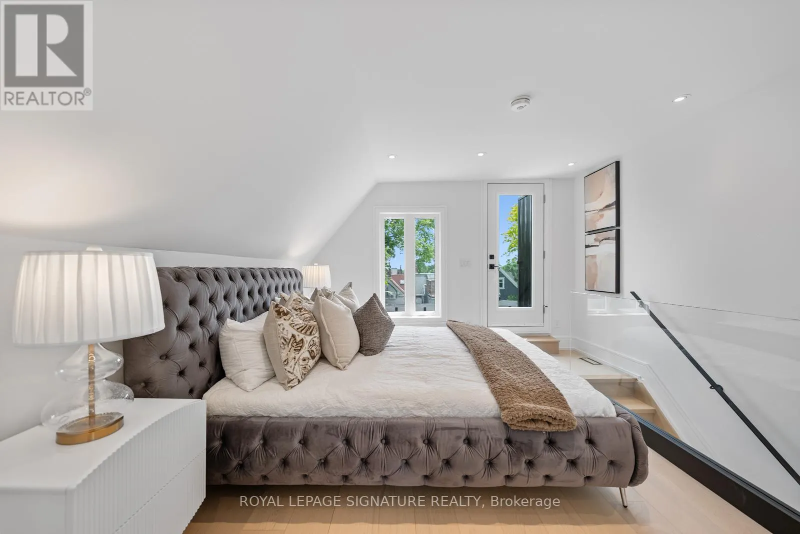 11 VICTOR AVENUE