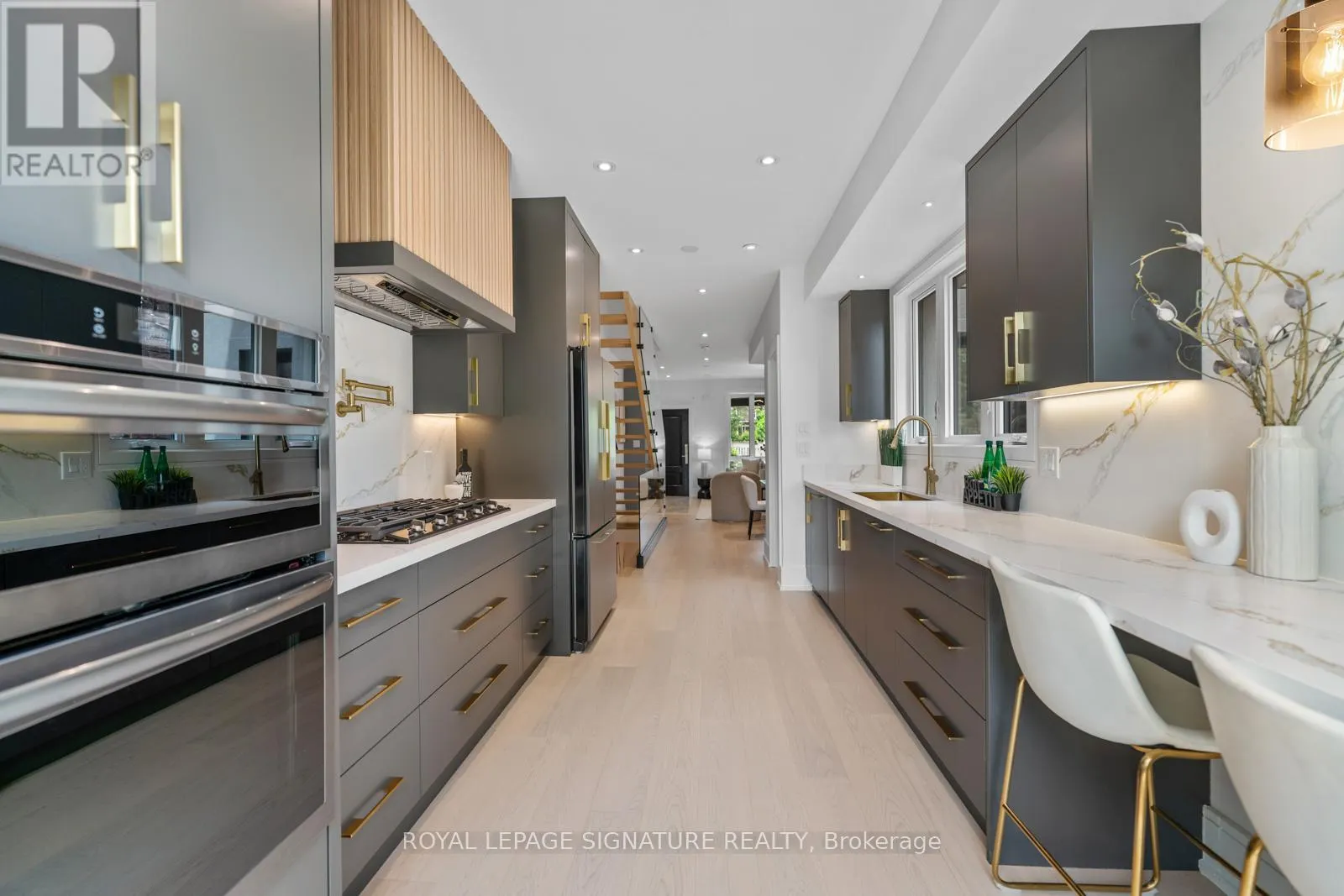 11 VICTOR AVENUE