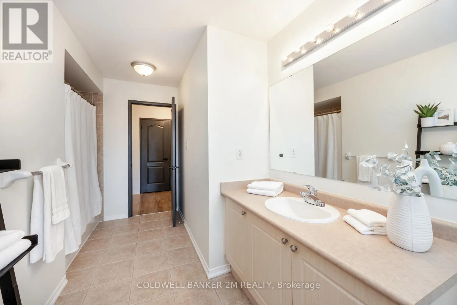 2 WOODBINE PLACE