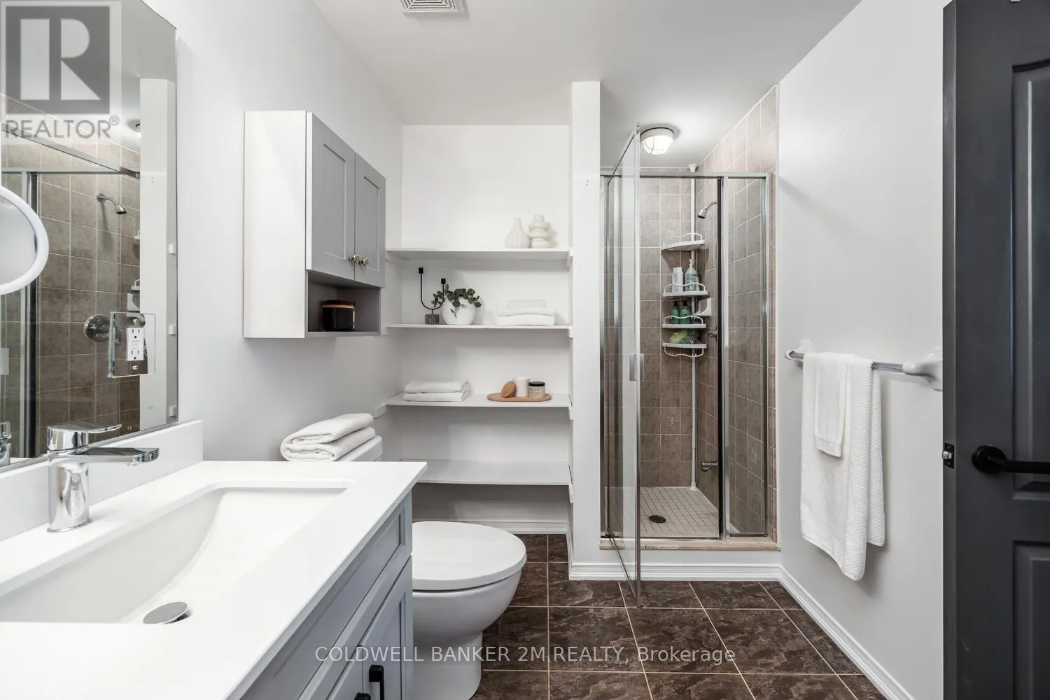 2 WOODBINE PLACE