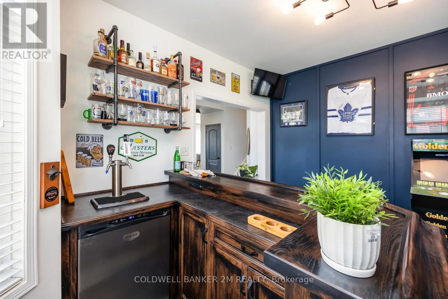 2 WOODBINE PLACE