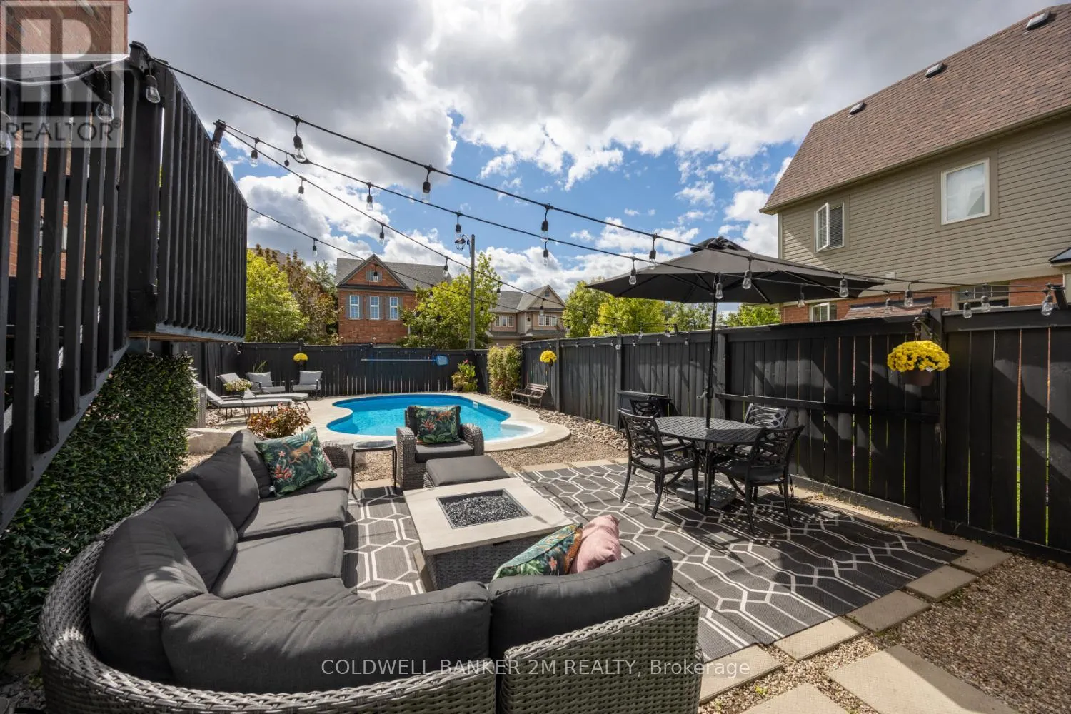 2 WOODBINE PLACE