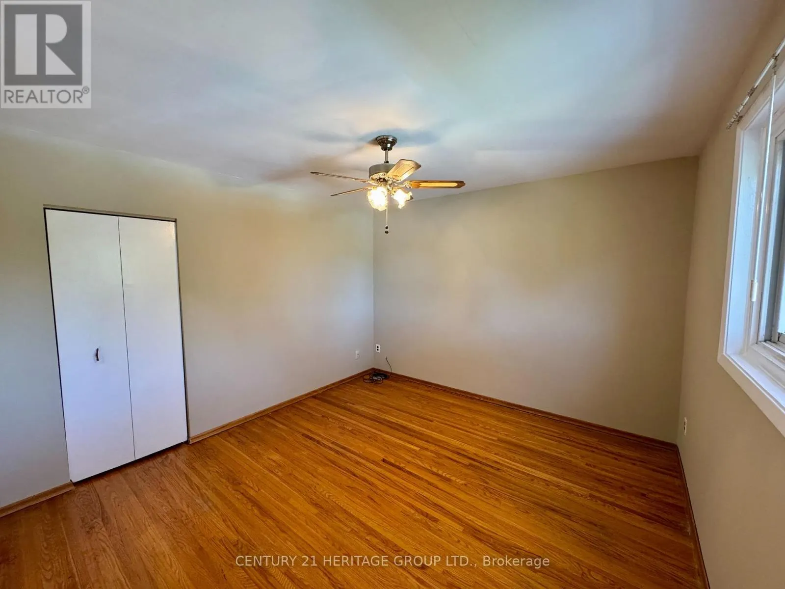 584 ARNHEM DRIVE
