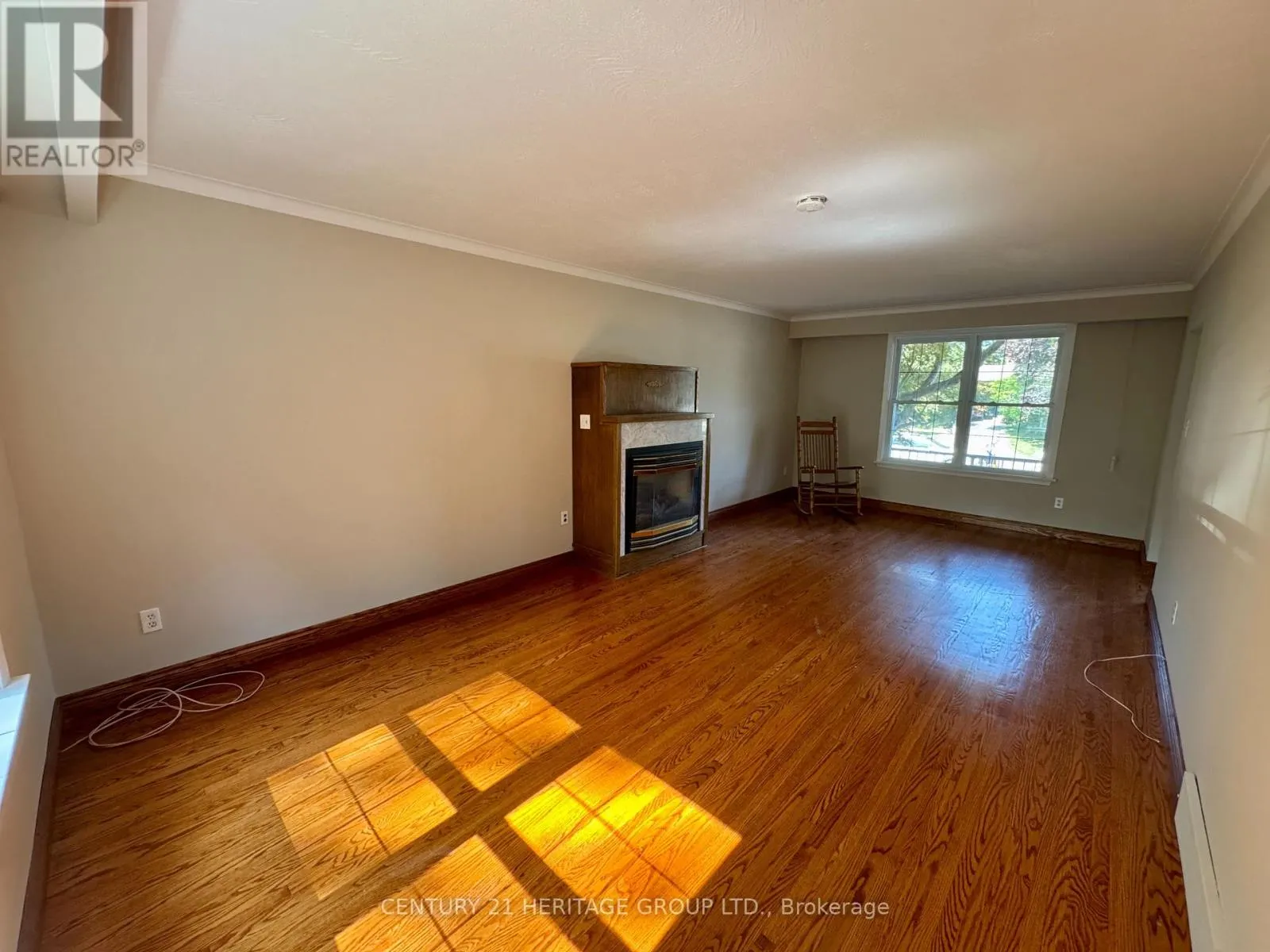 584 ARNHEM DRIVE