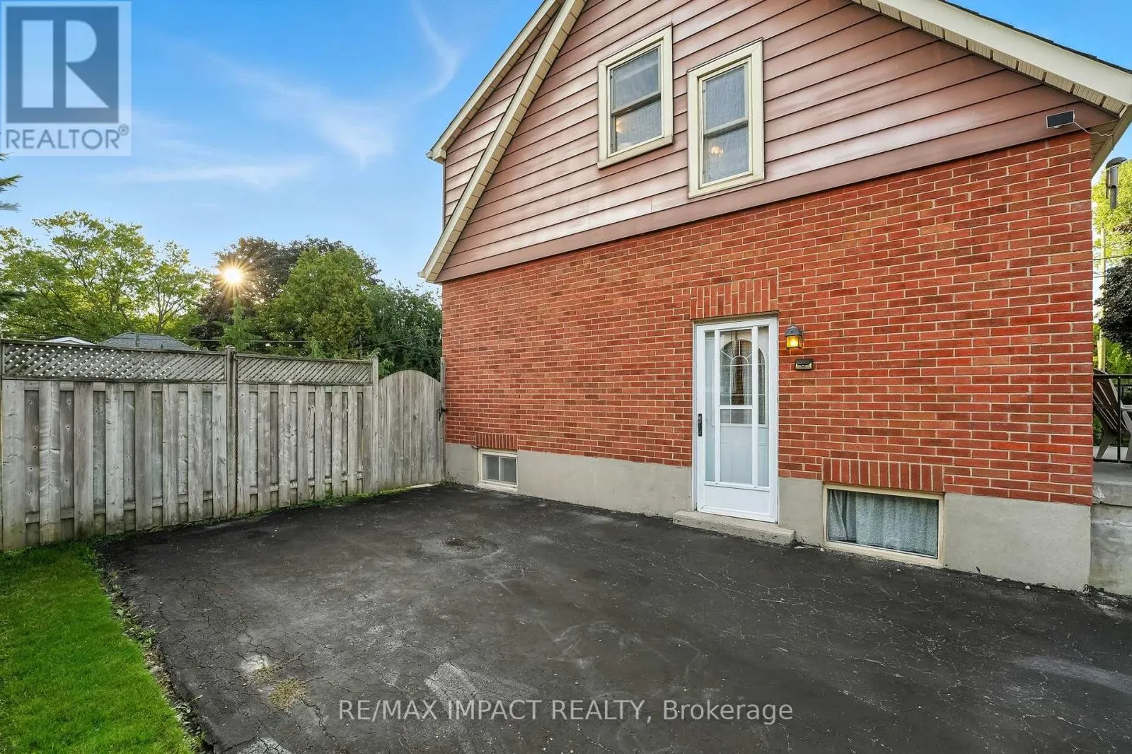 46 SIMPSON AVENUE