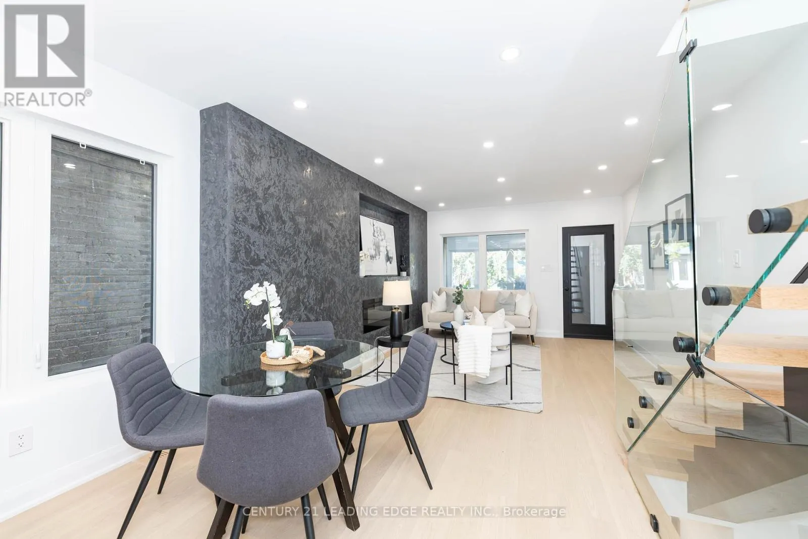 12 MARIGOLD AVENUE