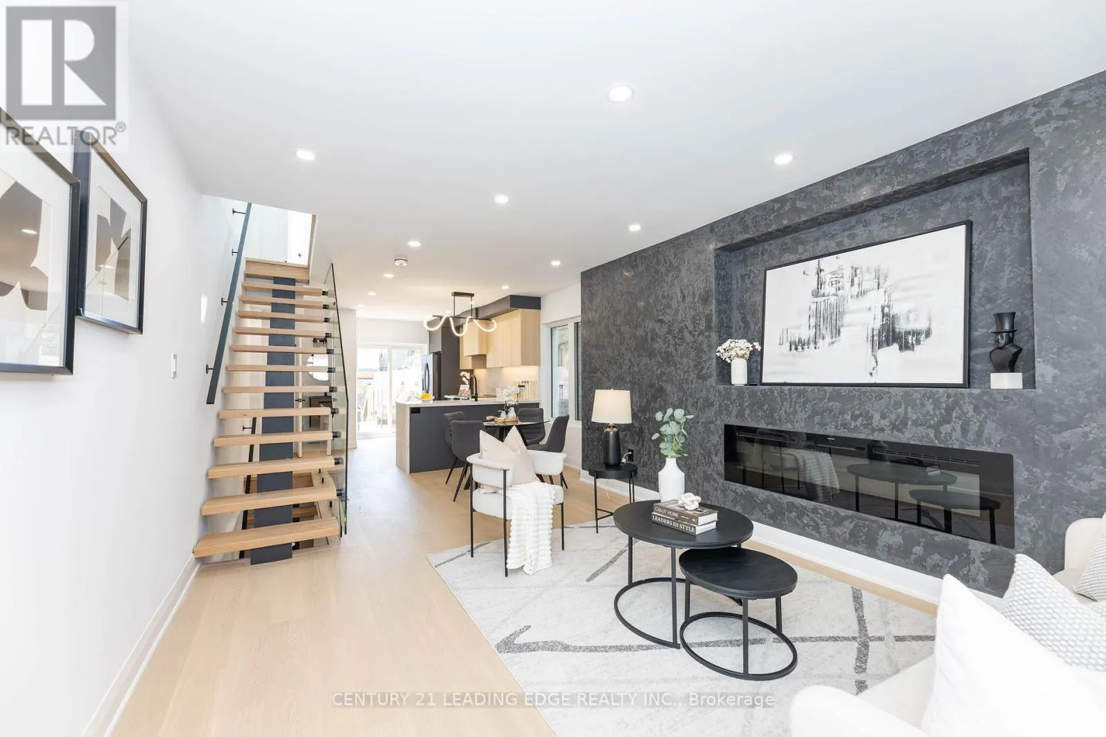 12 MARIGOLD AVENUE