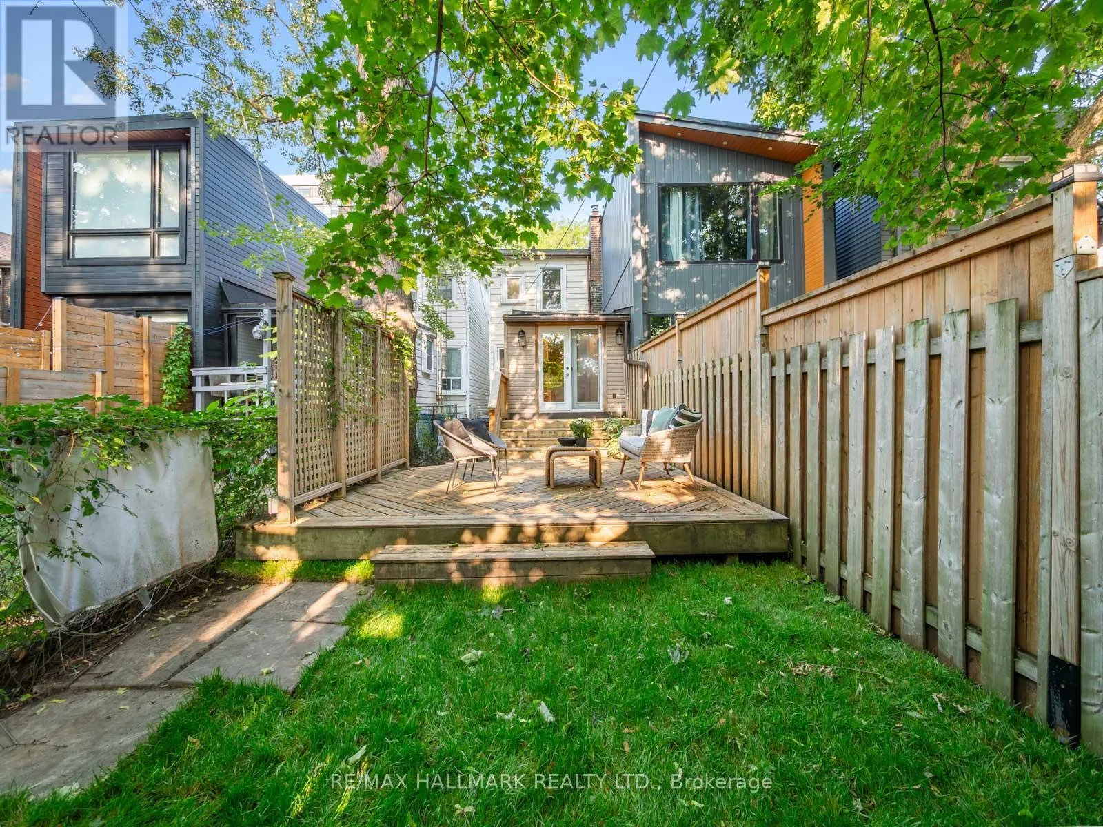 92 MOBERLY AVENUE