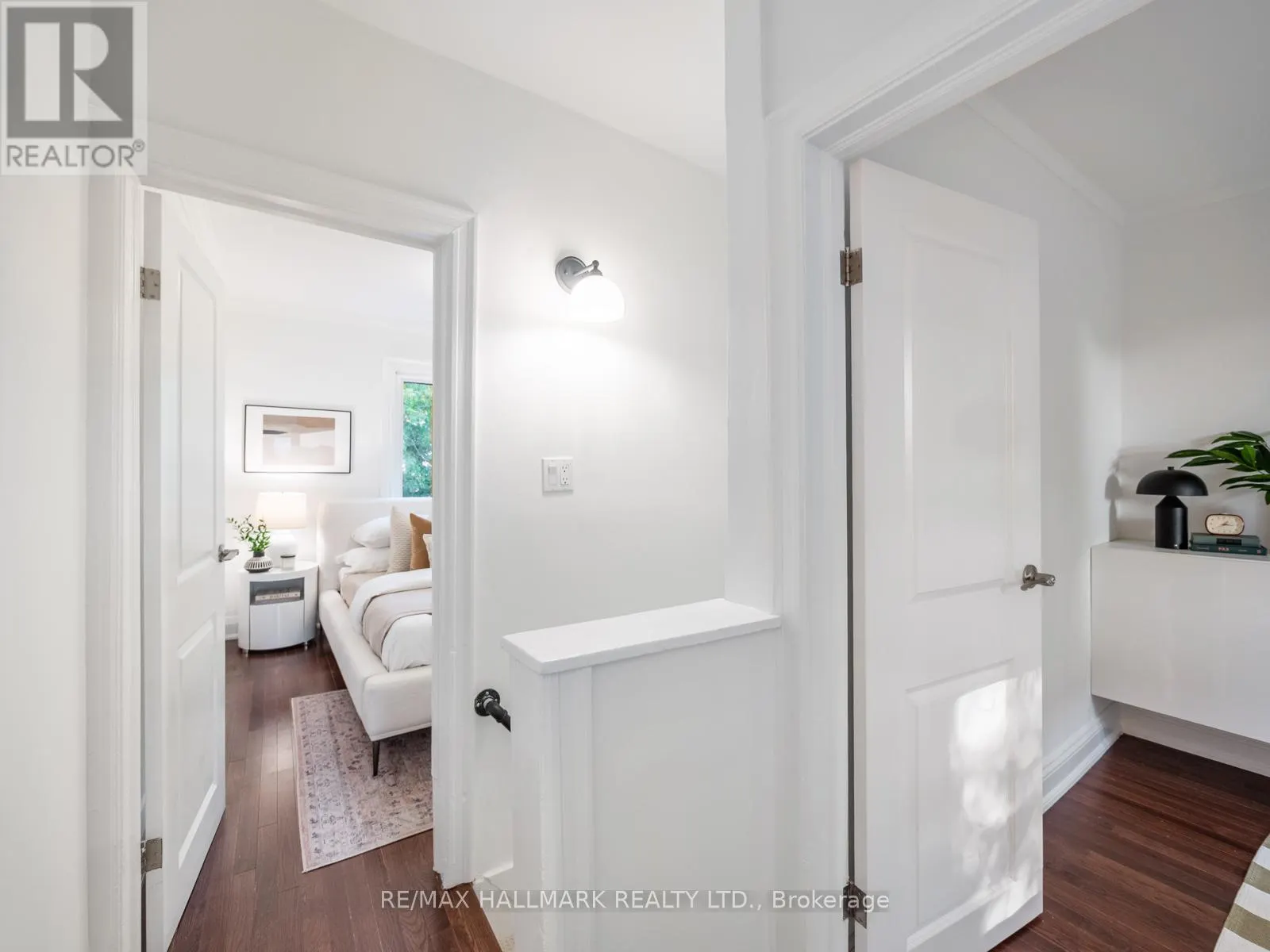 92 MOBERLY AVENUE