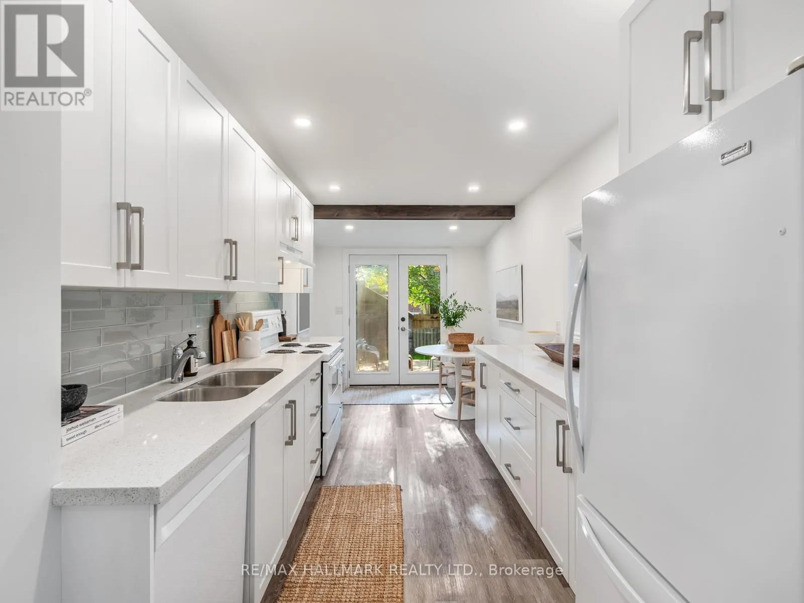 92 MOBERLY AVENUE