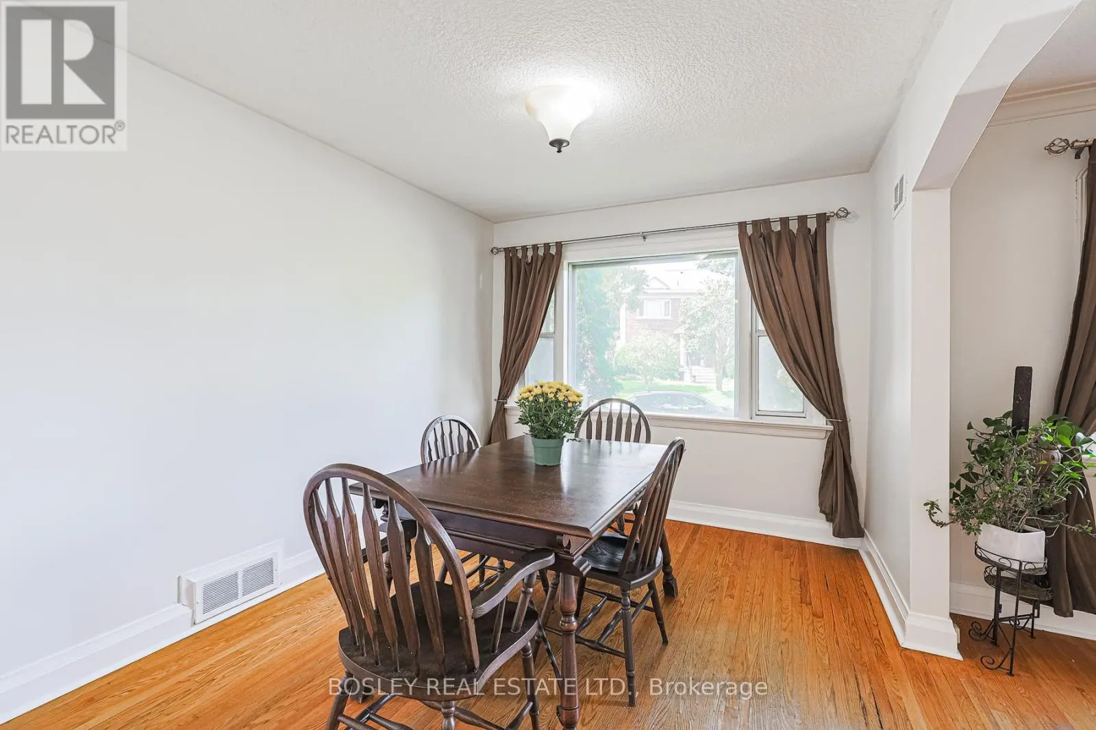 23 STAG HILL DRIVE