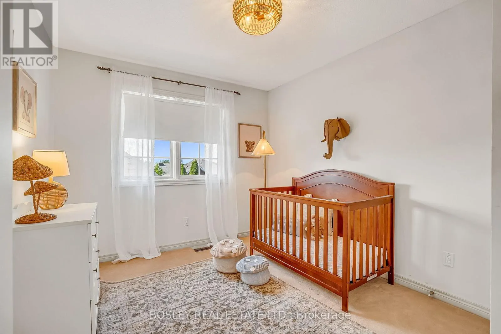29 MORTIMER CRESCENT