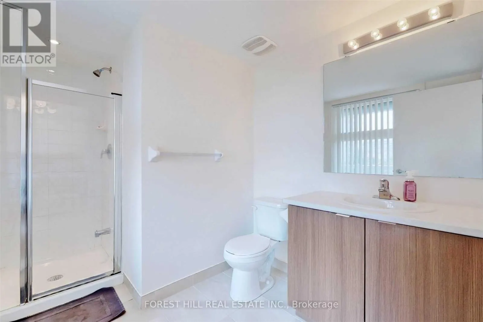 TH-2 - 60 ORCHID PLACE