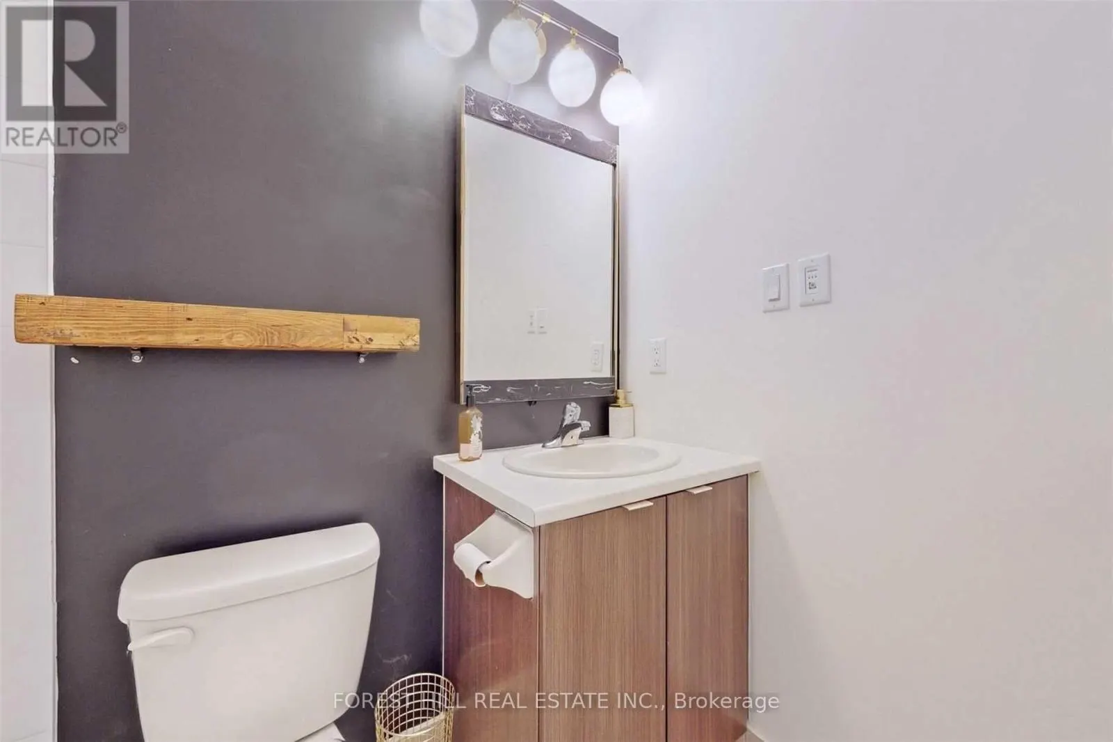 TH-2 - 60 ORCHID PLACE
