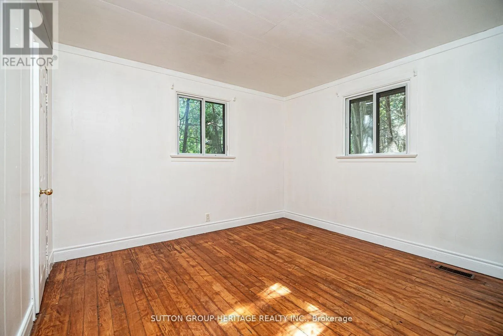 SMALLER HOUSE - 3390A CONCESSION 9 ROAD