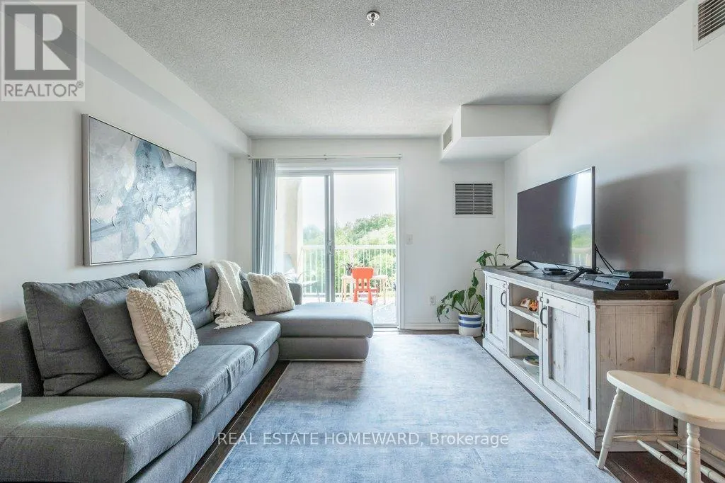 302 - 684 WARDEN AVENUE