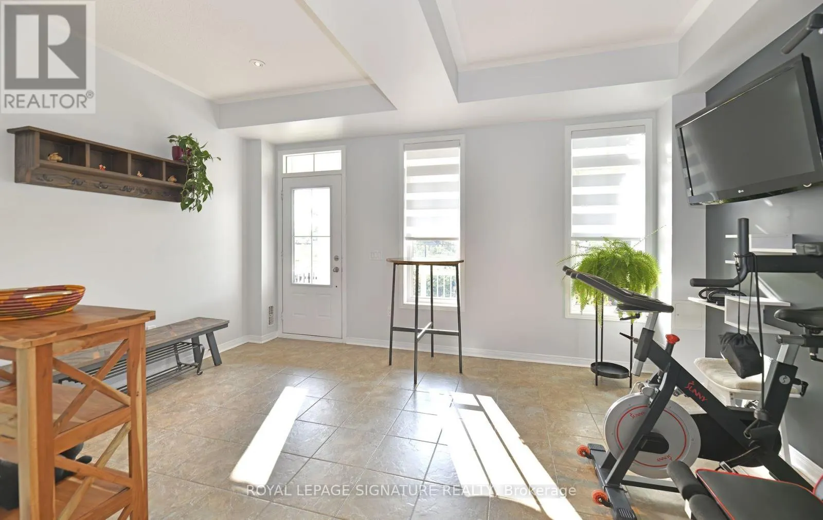 116 HARBOURSIDE DRIVE