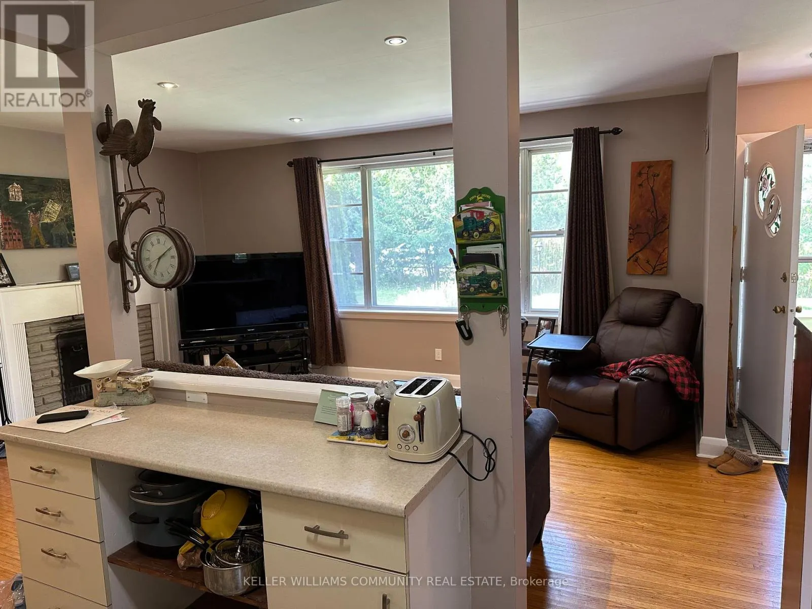 B - 4489 OLD SCUGOG ROAD, #B