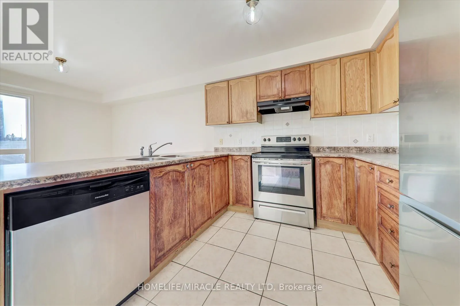 36 JENKINSON WAY