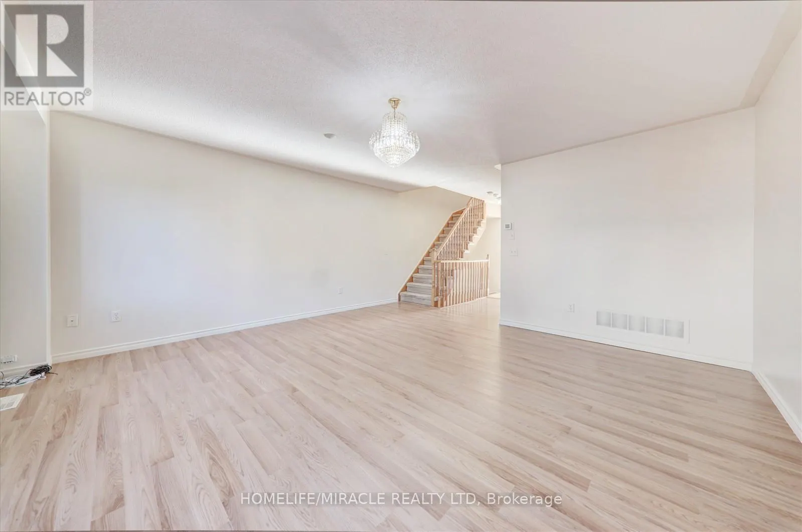 36 JENKINSON WAY