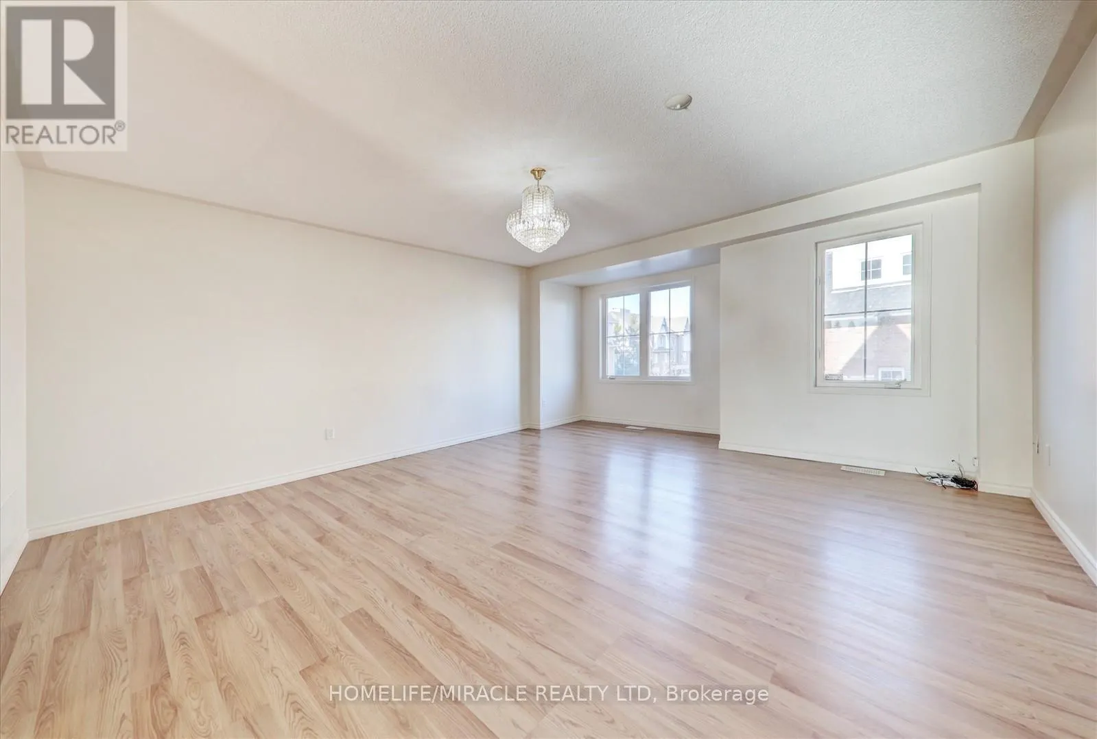 36 JENKINSON WAY