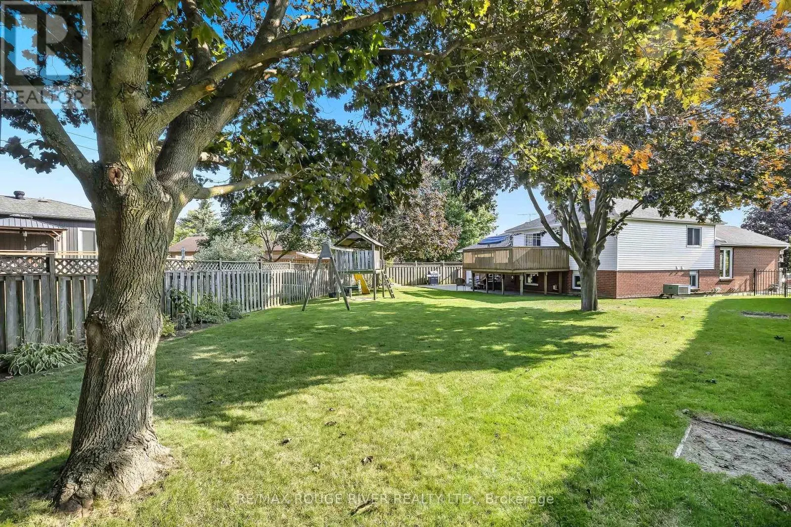 7 VINCENT COURT