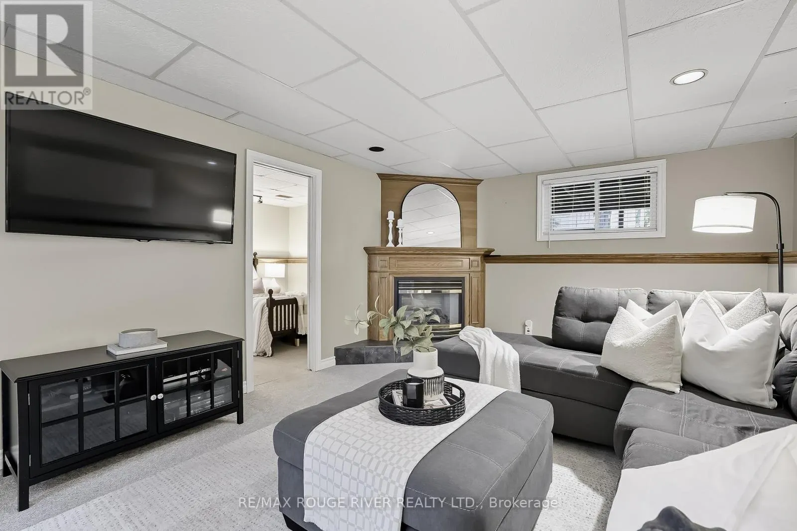 7 VINCENT COURT