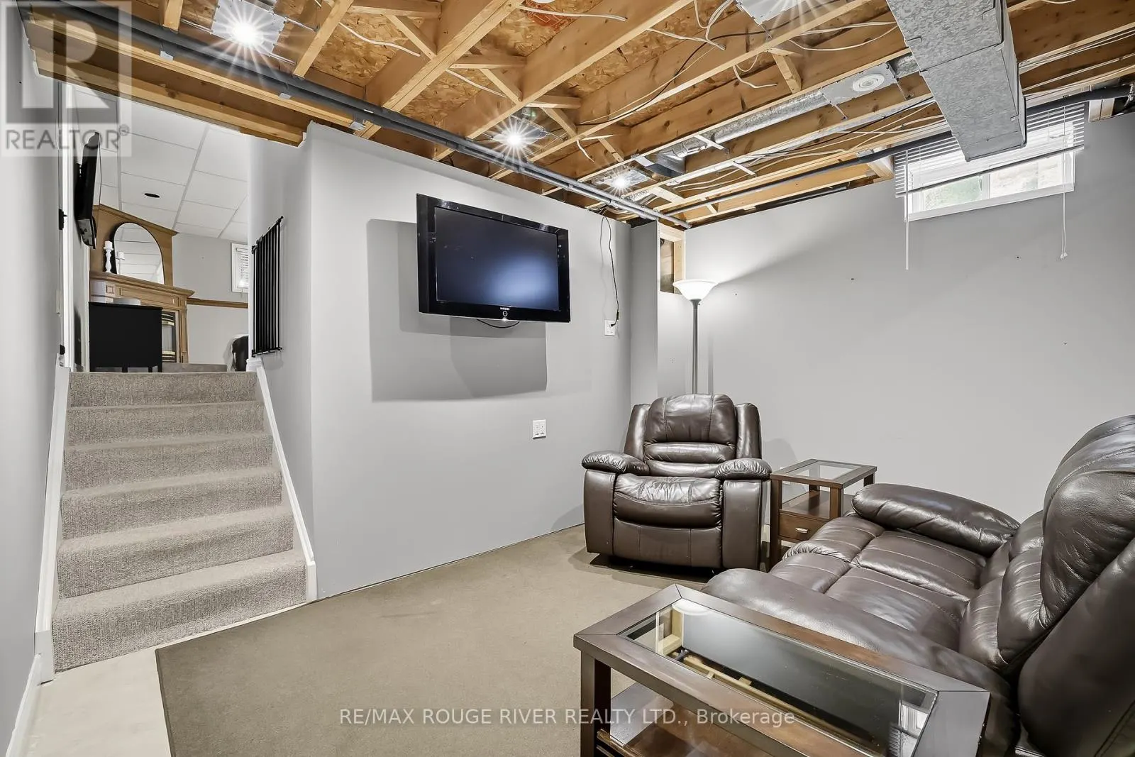 7 VINCENT COURT