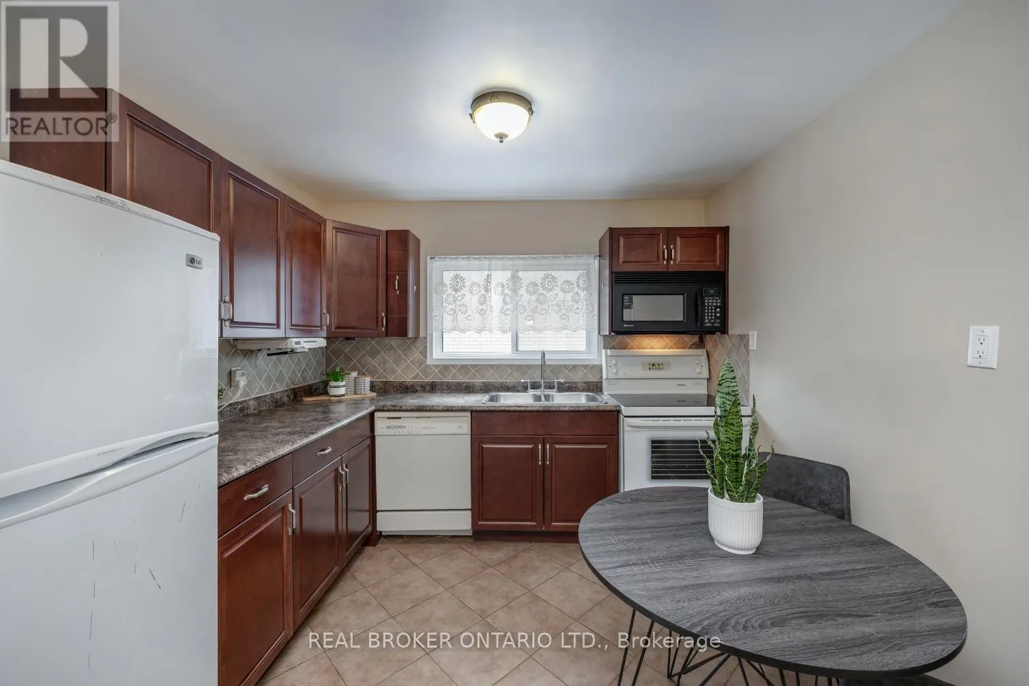 258 VERDUN ROAD