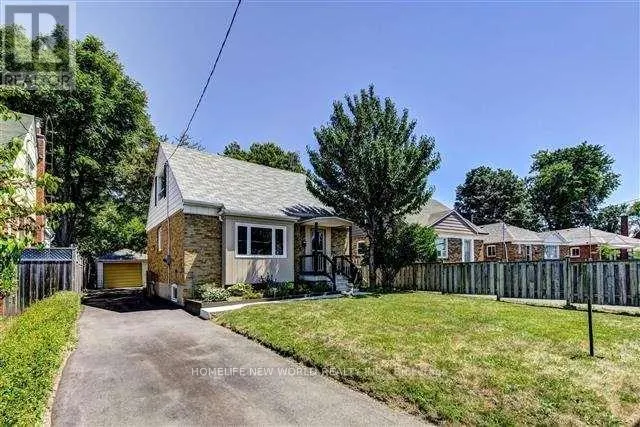 11 ELLINGTON DRIVE