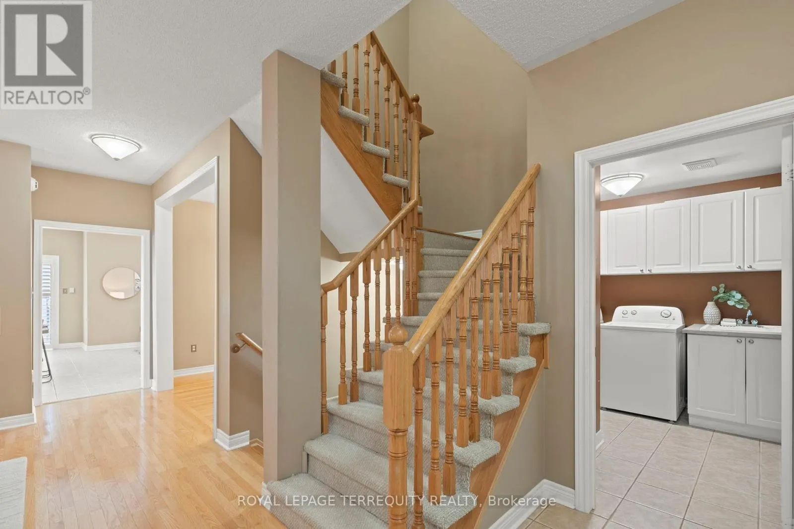 12 KENILWORTH CRESCENT