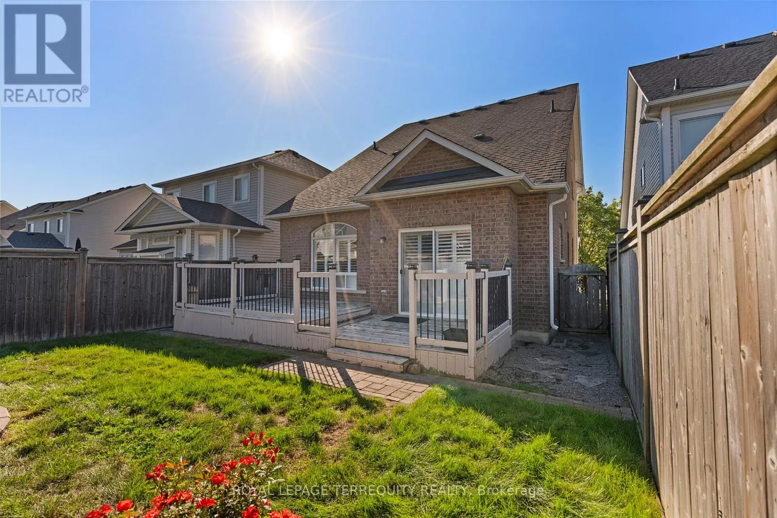 12 KENILWORTH CRESCENT