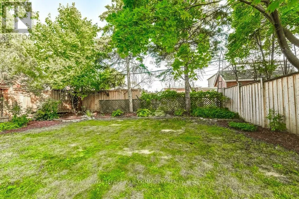 17 DYSON BOULEVARD
