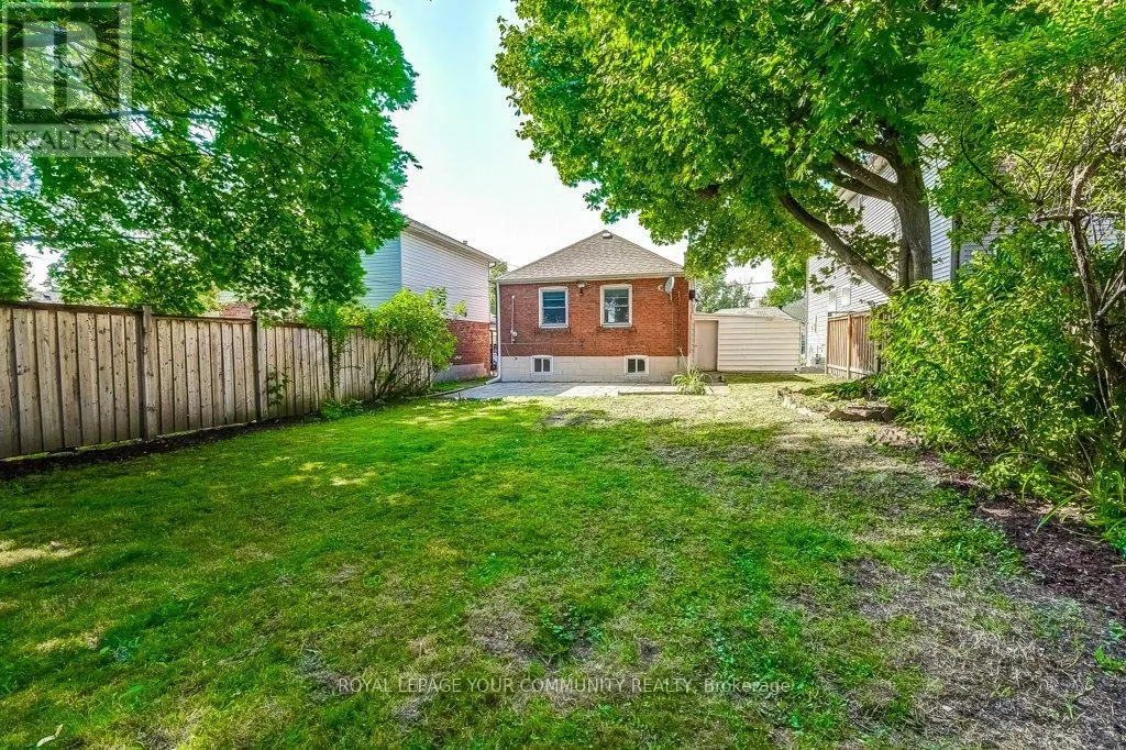17 DYSON BOULEVARD