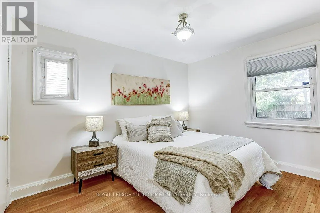 17 DYSON BOULEVARD