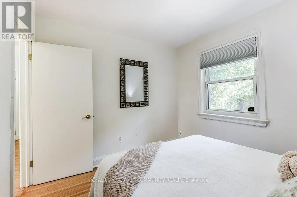 17 DYSON BOULEVARD