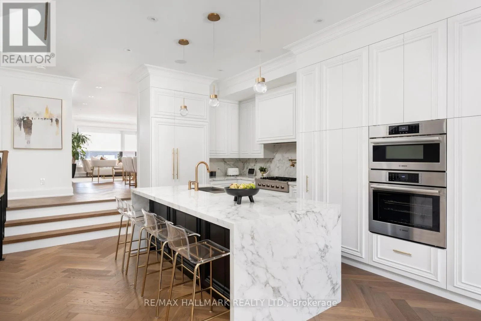 263 LINSMORE CRESCENT