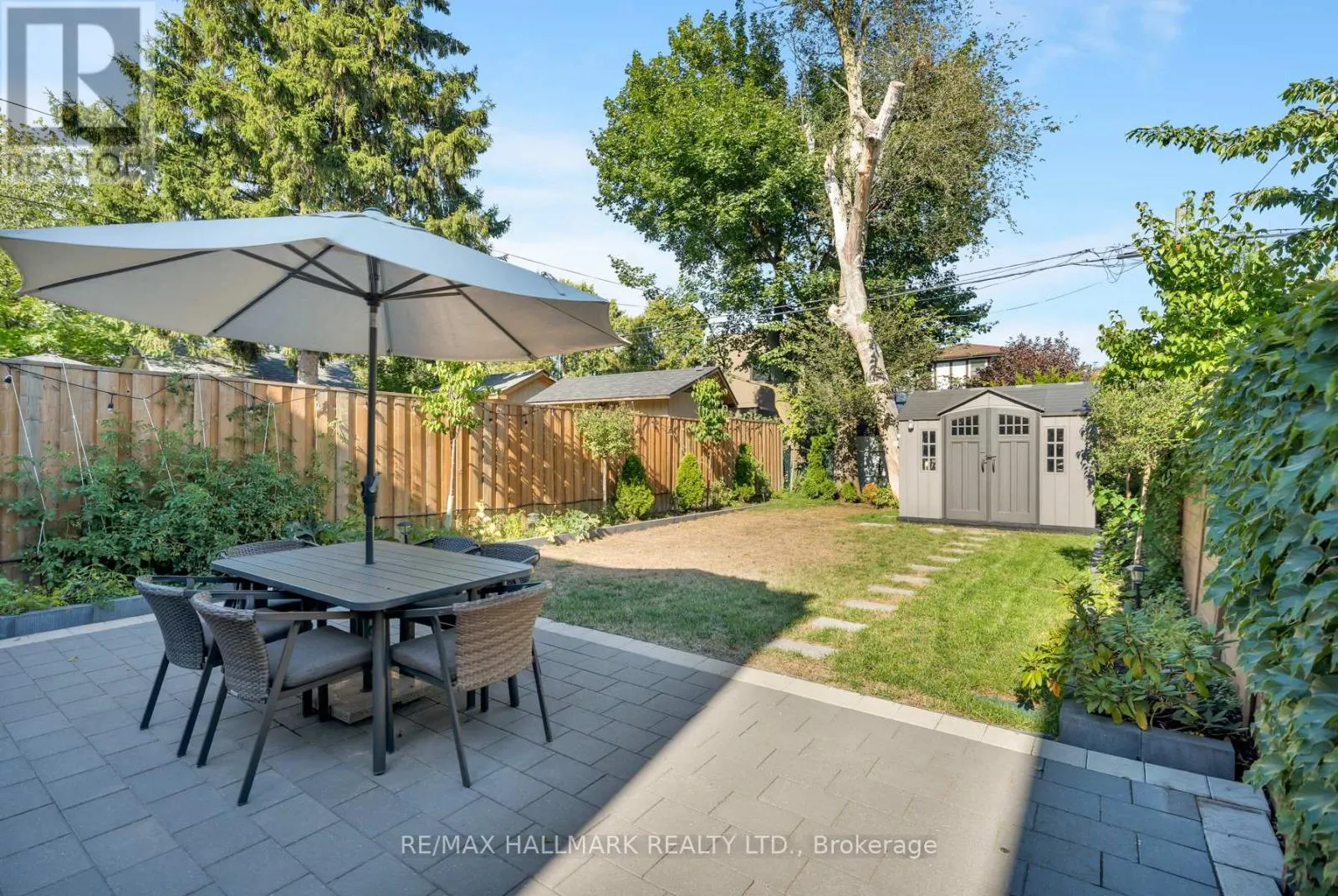 263 LINSMORE CRESCENT