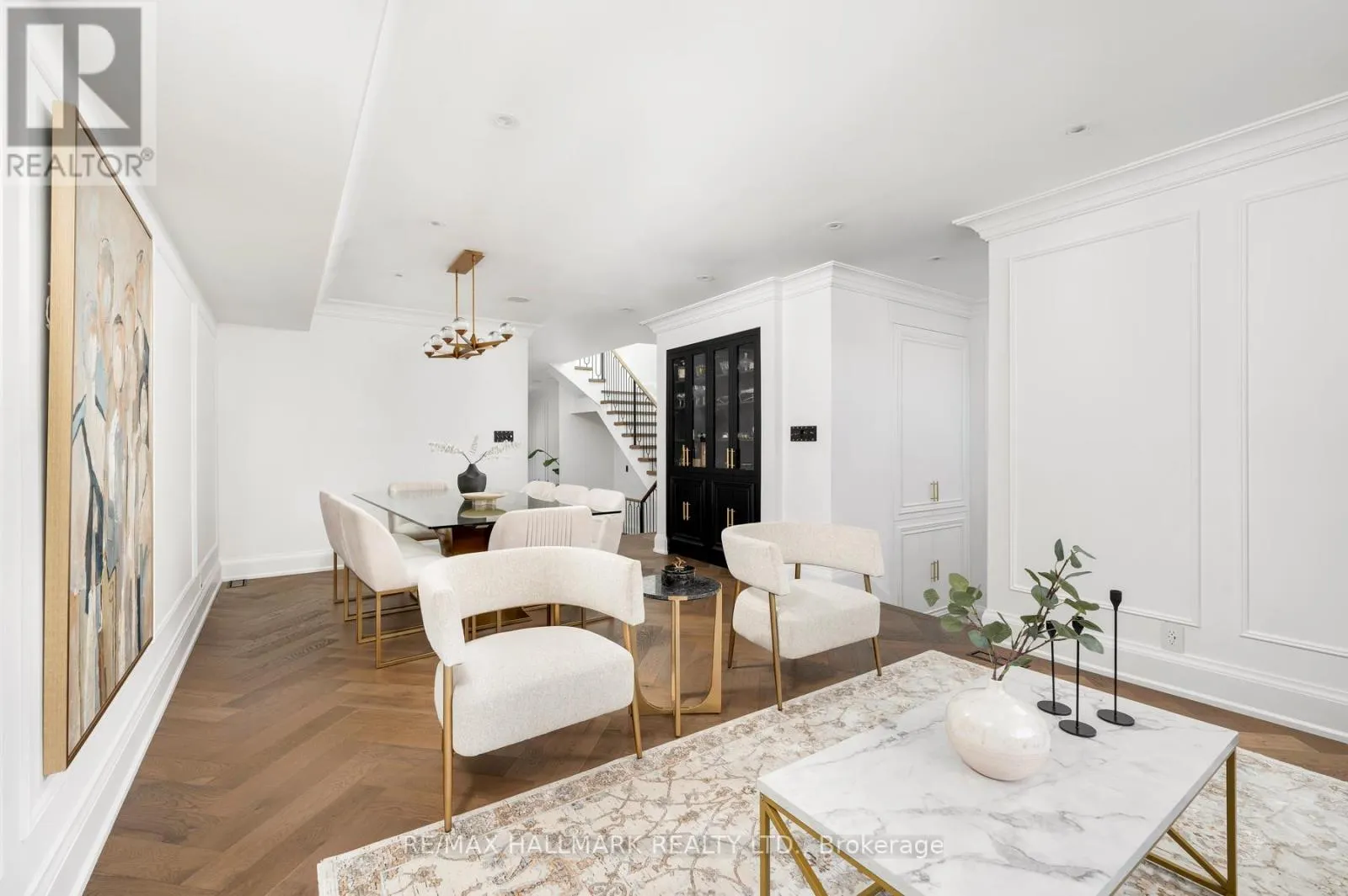 263 LINSMORE CRESCENT