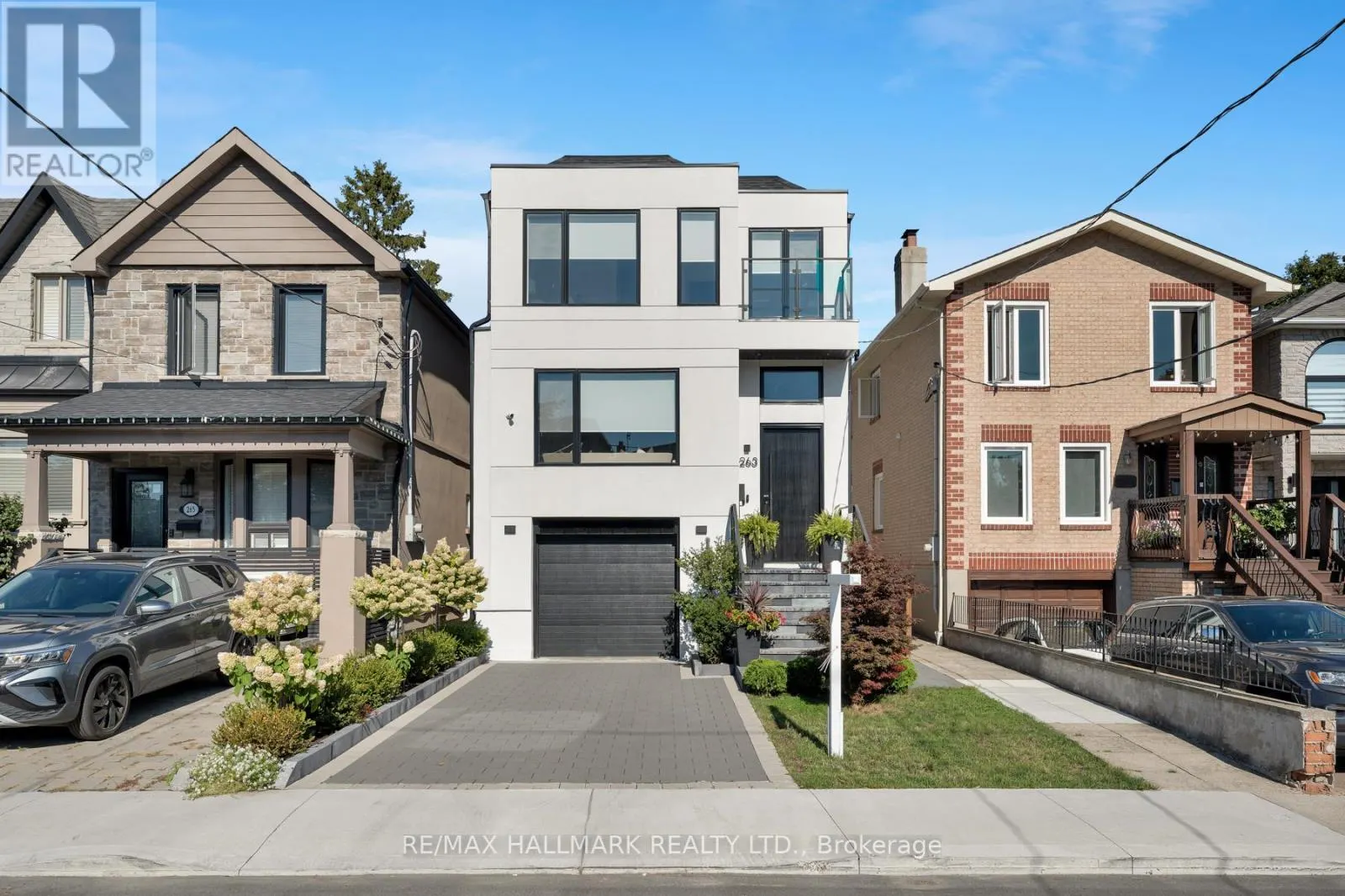 263 LINSMORE CRESCENT