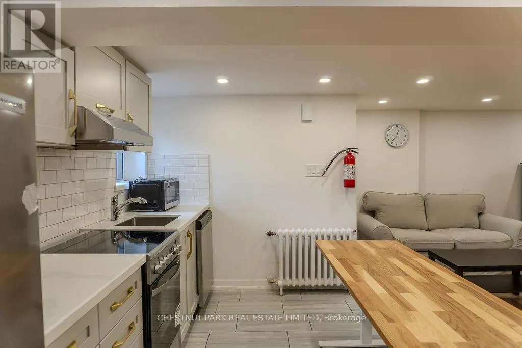 LOWER - 1065 PAPE AVENUE