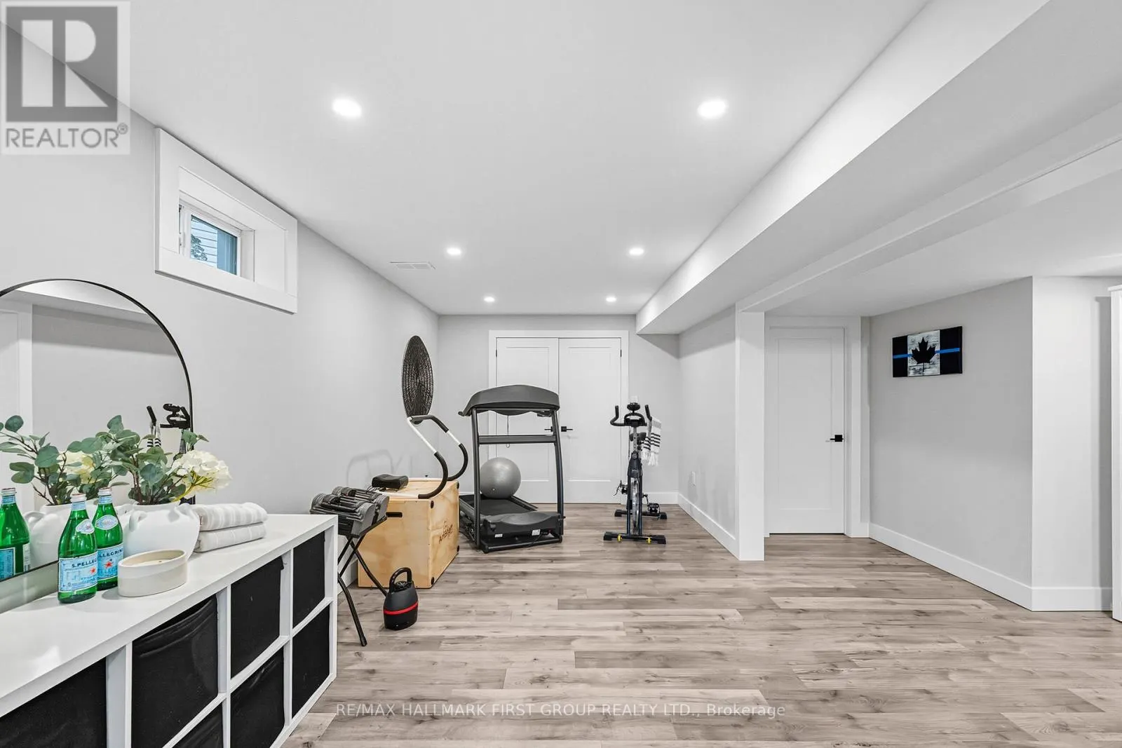 11 MURRAY TABB STREET