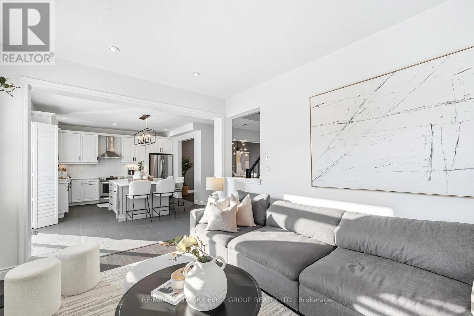 11 MURRAY TABB STREET